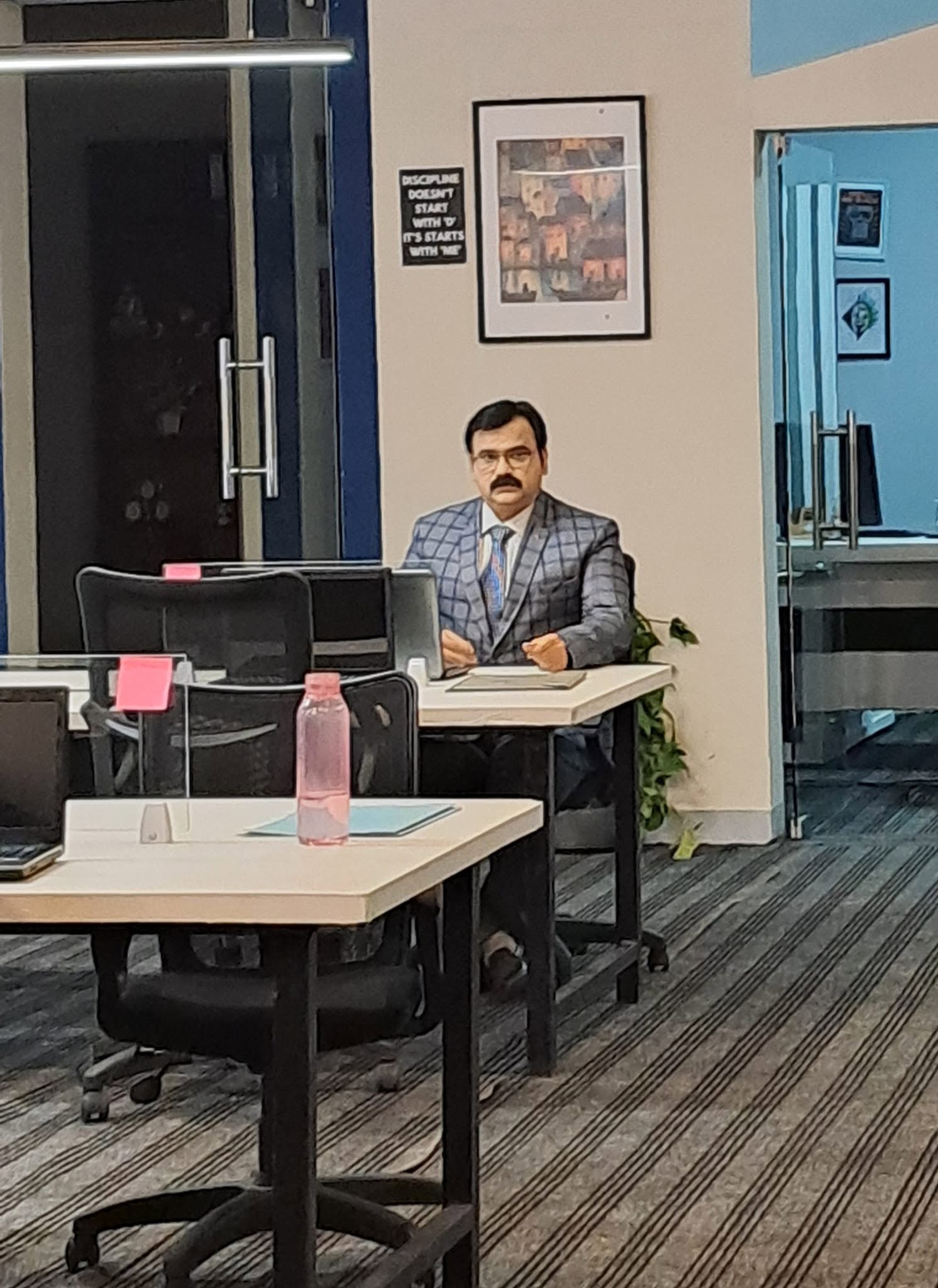 Actor Ramesh Donthula office character